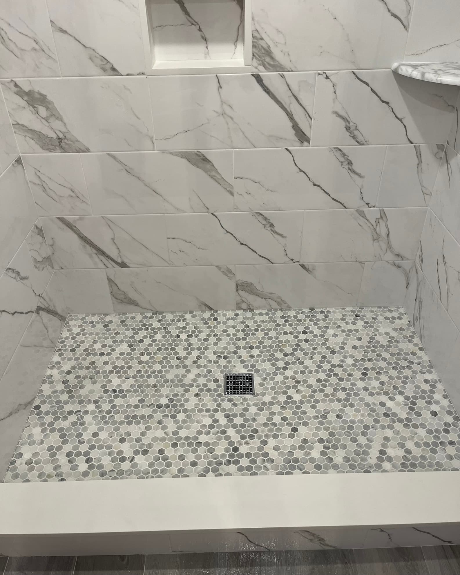 BuildBeauty shower tile work photo 29