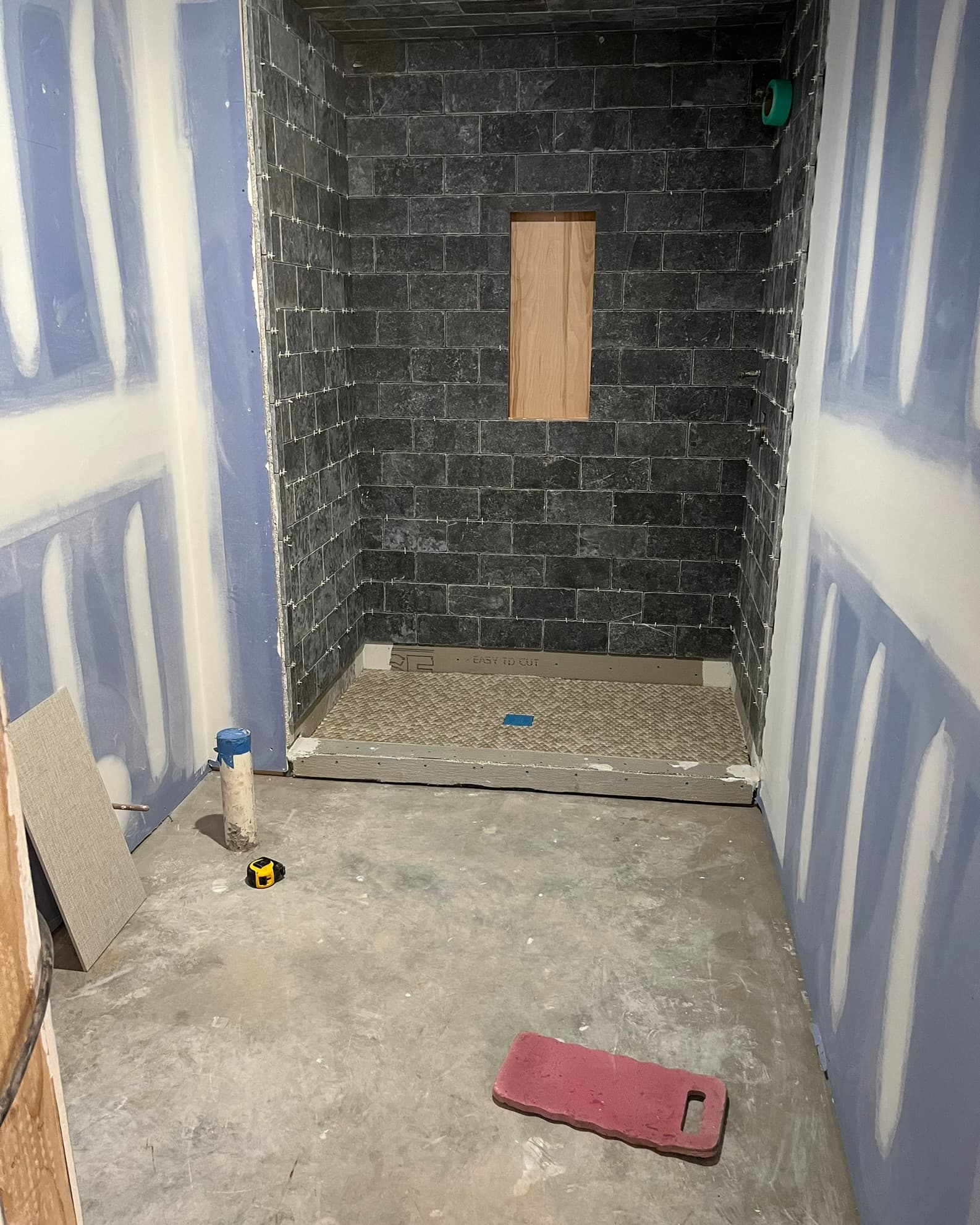 BuildBeauty shower tile work photo 51