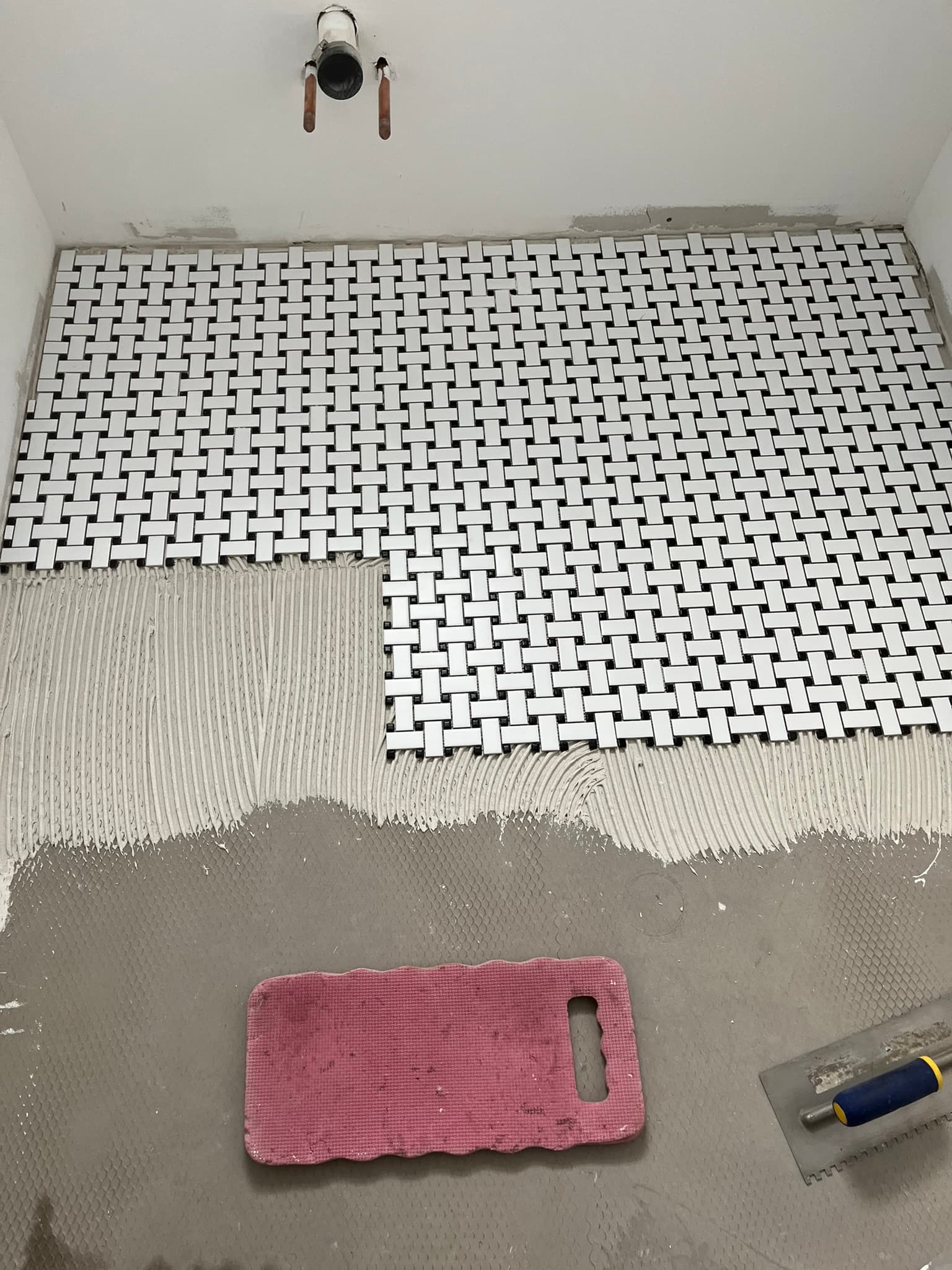 BuildBeauty shower tile work photo 68