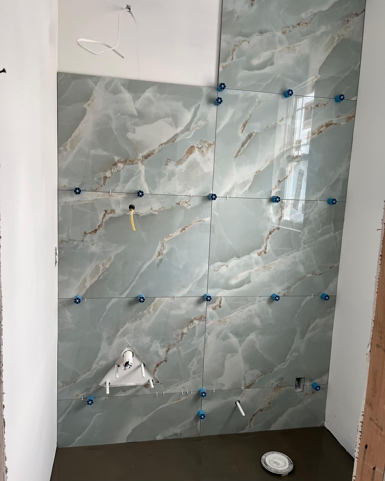 BuildBeauty shower tile work photo 83